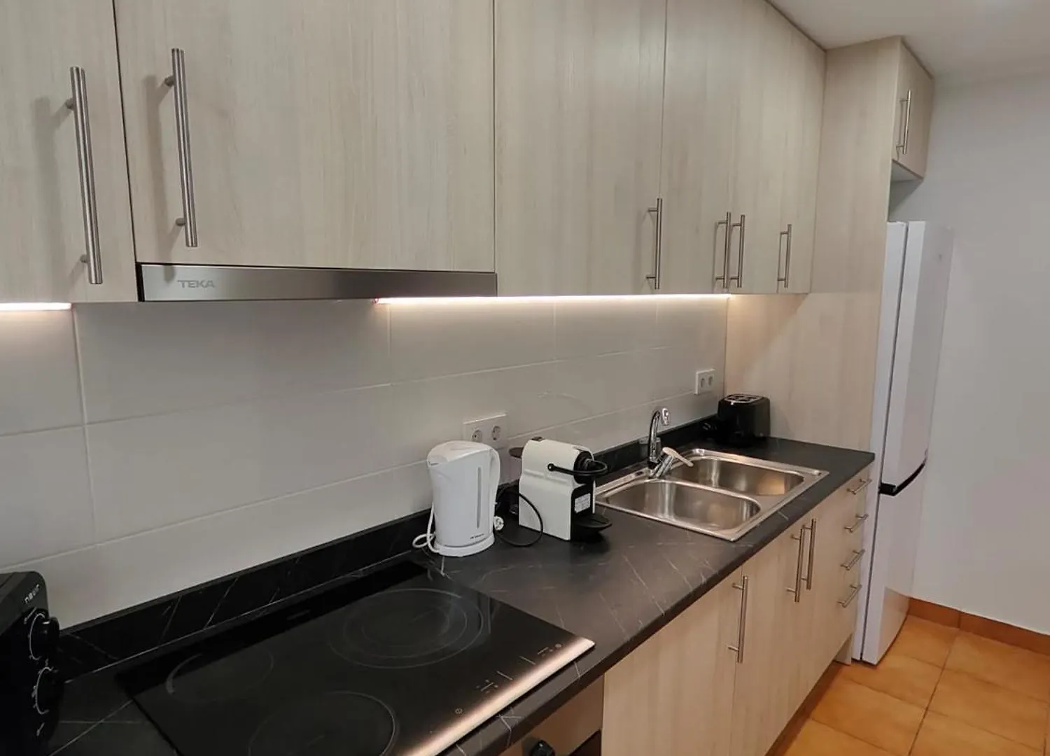 Charming Apartment Poblenou Beach Barcelona